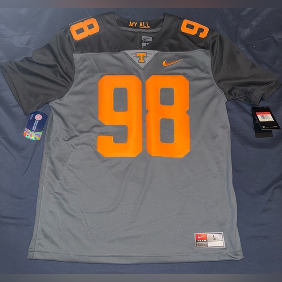 Tennessee Volunteers Nike Smokey Grey Football Jersey Men’s Size L NWT Stitched - Picture 2 of 9